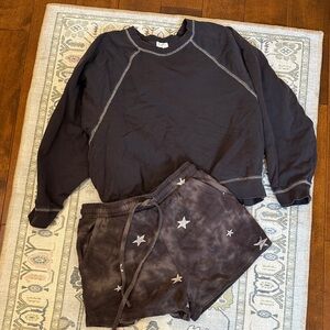 Z Supply Gray Sweatshirt and Shorts Set